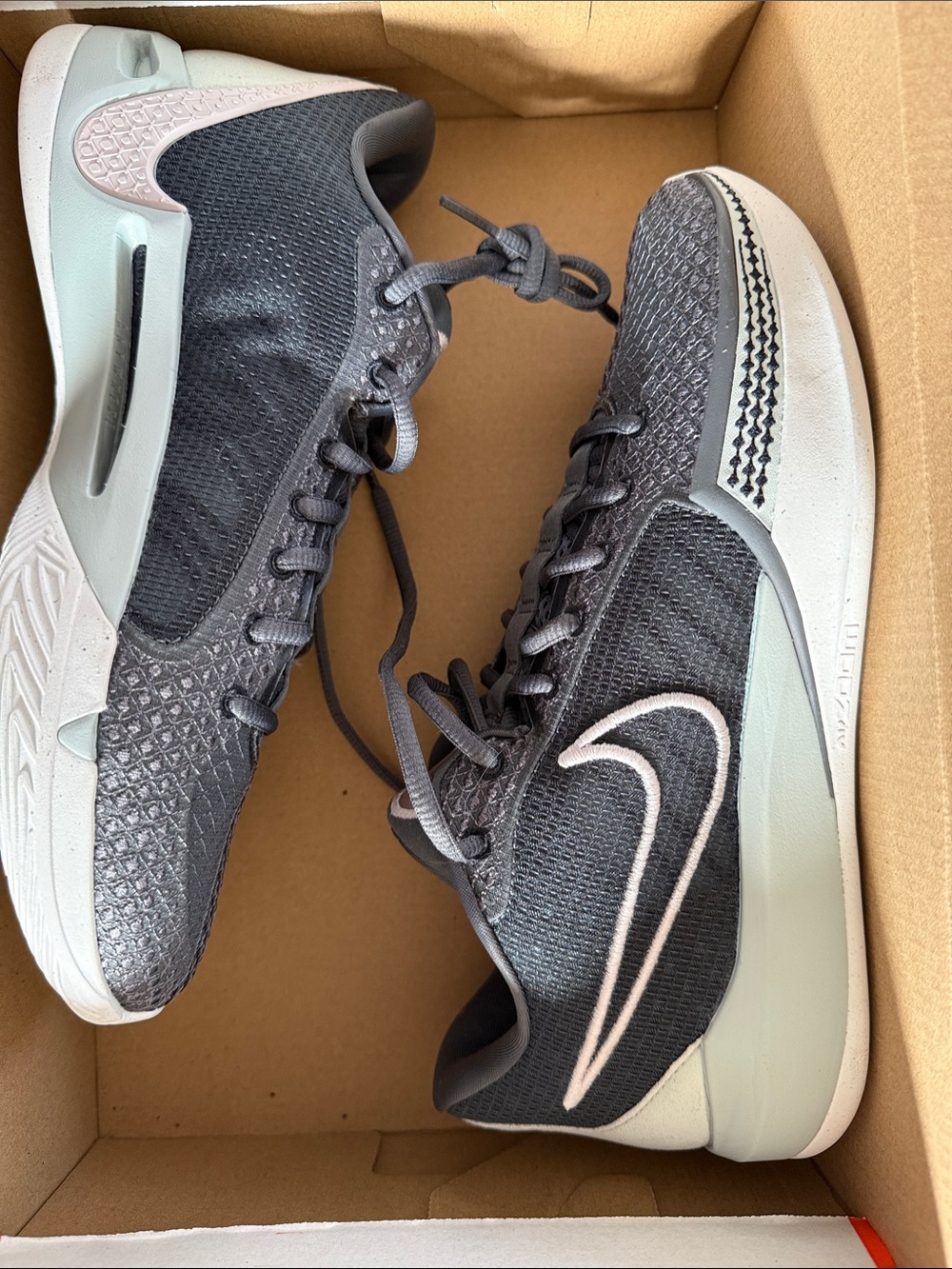 Nike Women’s Black and Mint Sabrina 1 Basketball shoes-brand new, never worn